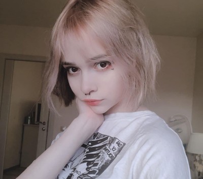 Лиза, Г. Струнино